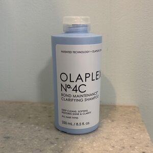 OLAPLEX No.4C Bond Maintenance Shampoo - Blue Bottle 8.5oz